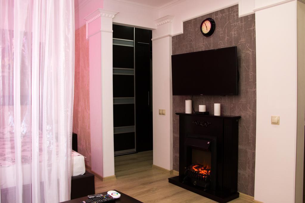 Apartment On "Mirgorod" Breszt Kültér fotó